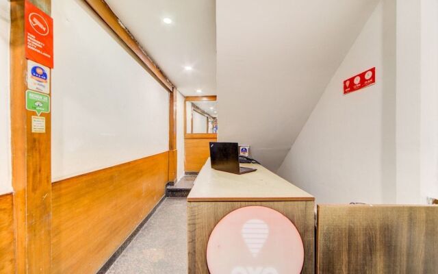 OYO 4025 Hotel Meredian Orchid