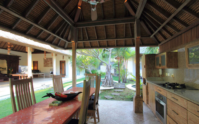 Tirta Naga Villa