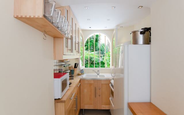 3P en rez de jardin d'un maison bourgeoise