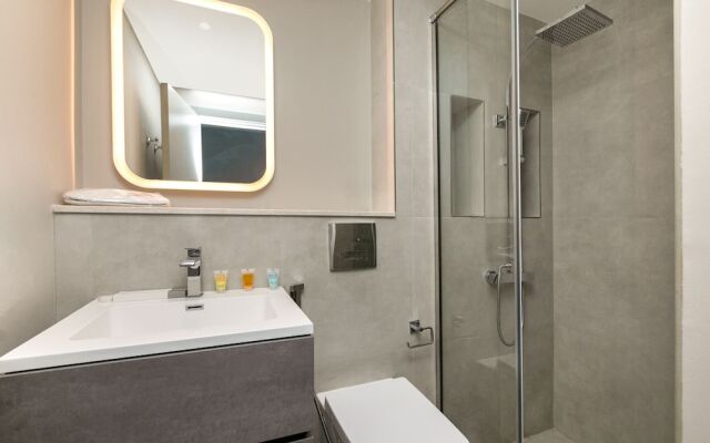Driven Holiday Homes  Icon Tower 2 JLT