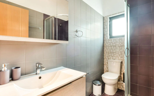 Villa in Adelianos Kampos With Pool