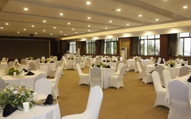 M Hotel Hotel