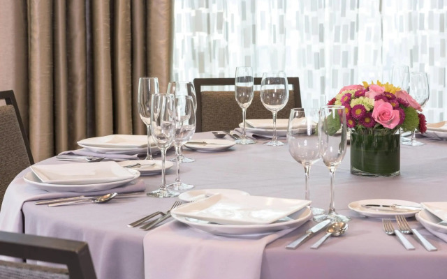 Courtyard by Marriott Edgewater NYC Area