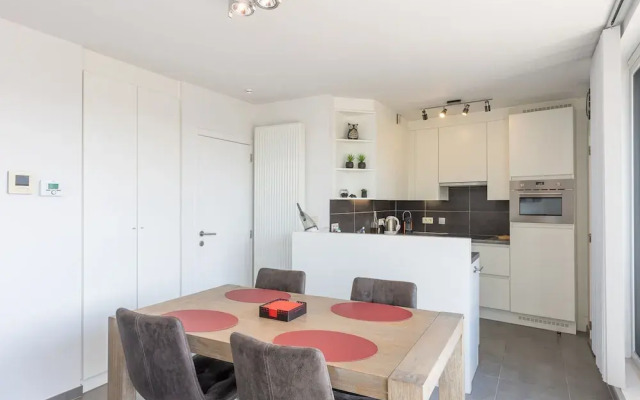 Sunny Apartment With Open Terrace