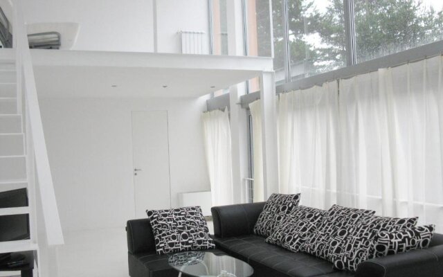 Family Hotel The Body