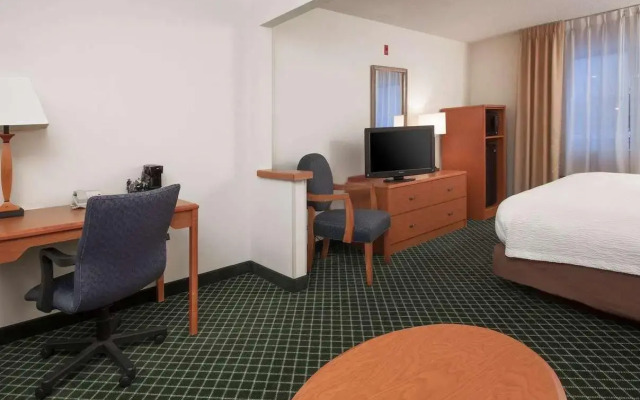 Baymont by Wyndham Coon Rapids
