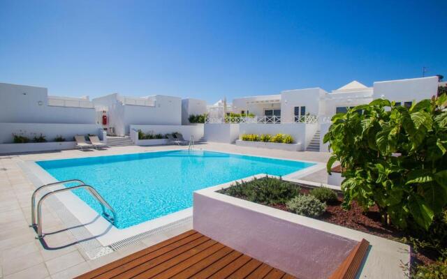 Flower Beach Suite 20