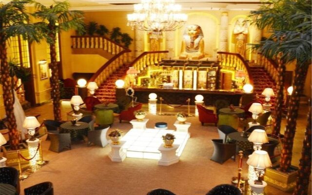 Holiday Garden Hotel