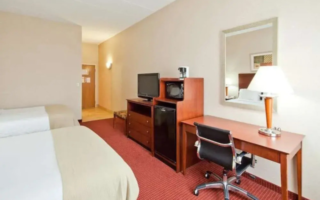 Holiday Inn Express Cincinnati-Lawrenceburg