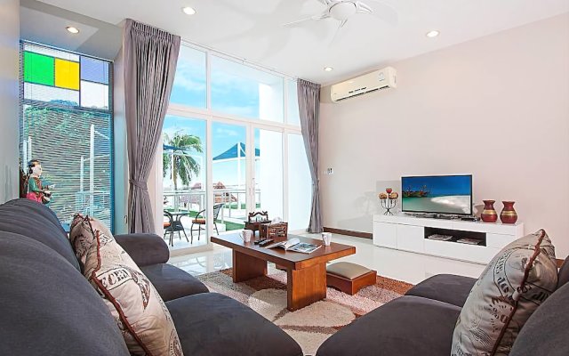 Bangsaray Beach House 2 Bed