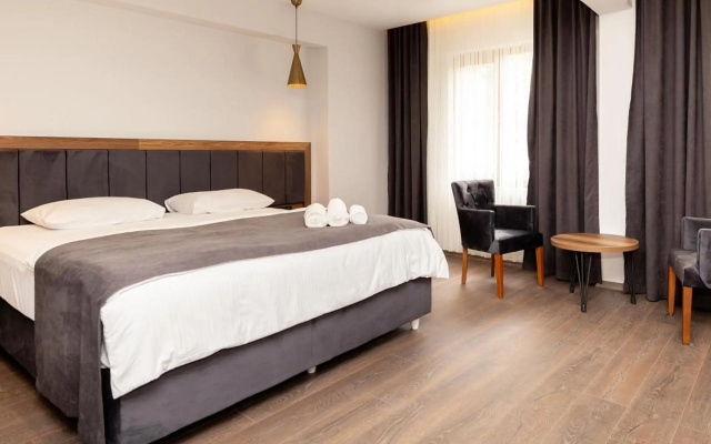 Turkler Hotel - Image 5