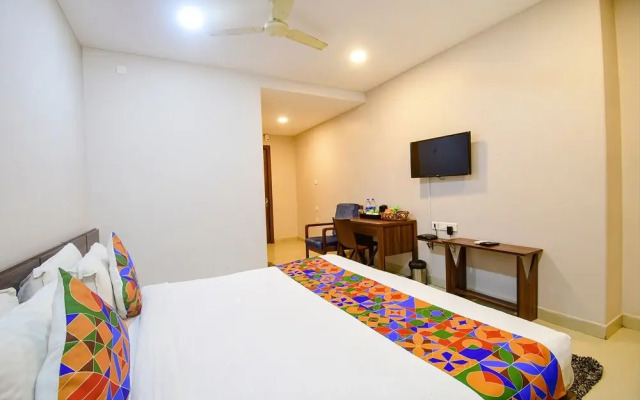Hotel Royal Crystal by OYO Rooms