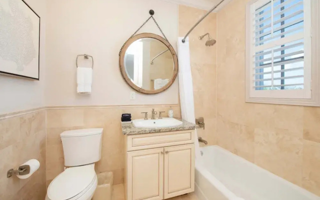 Seabreeze 8 - Luxury 4-bedroom on Seven Mile Beach