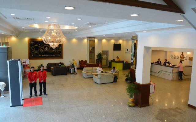 Central Hotel
