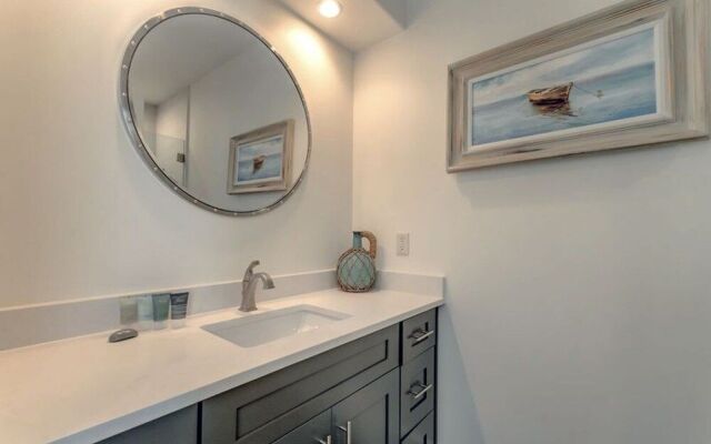 Just Beachy by Five Star Properties