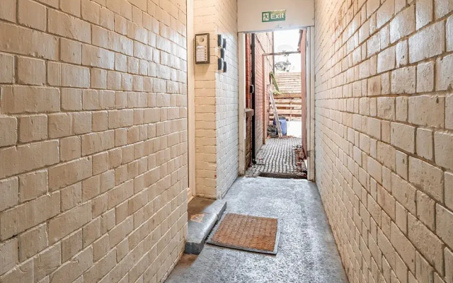 Everest Lodge Serviced Apartment