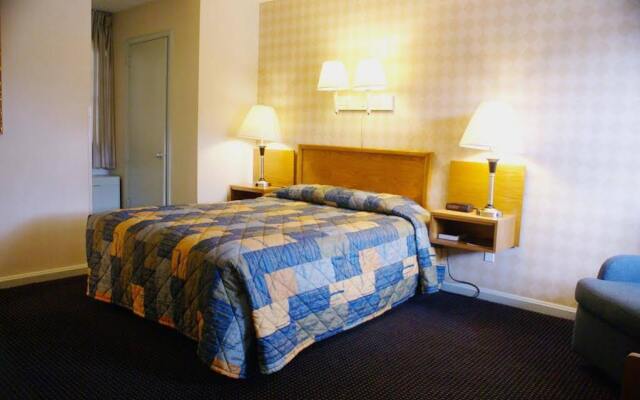 Budget Host Alexandria