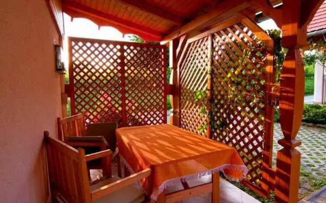 Patohill Vineyard Village