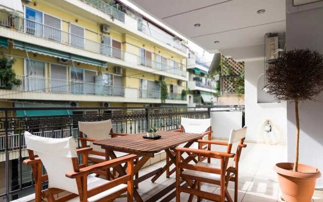 Spacious 2 bedroom apartment in Thessio