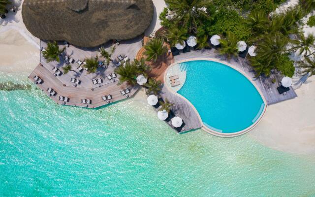 Komandoo Maldives Island Resort