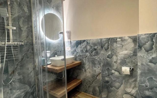 Raffaelli Suite