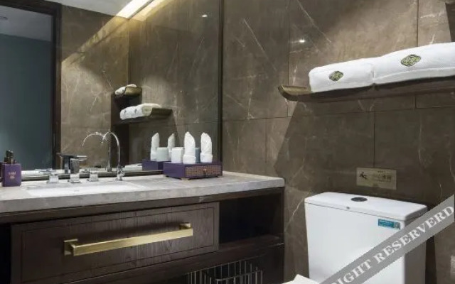 TILL BRIGHT Hotel Changsha South Station (Shumuling Subway Station)
