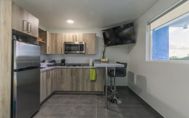 Turibana Plaza Suite 6 w Balcony