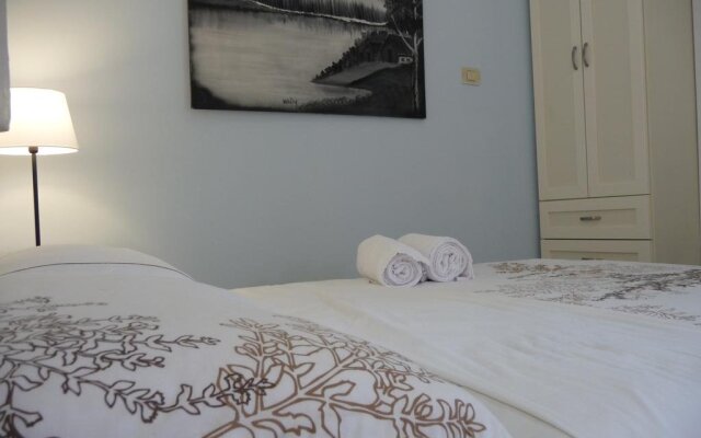 Feel at Home - Vacation Rentals