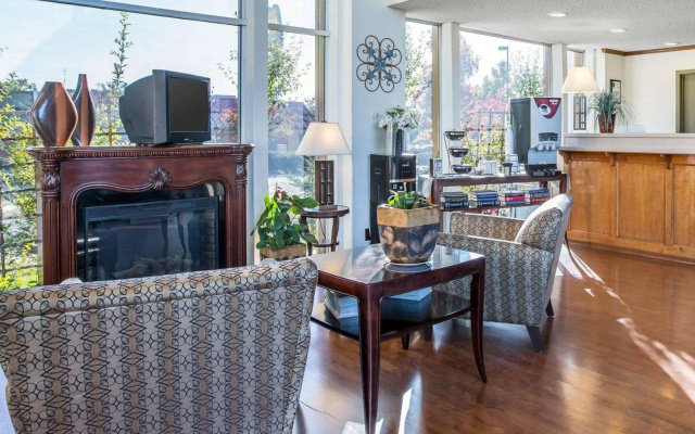Quality Inn & Suites Cameron Park Shingle Springs