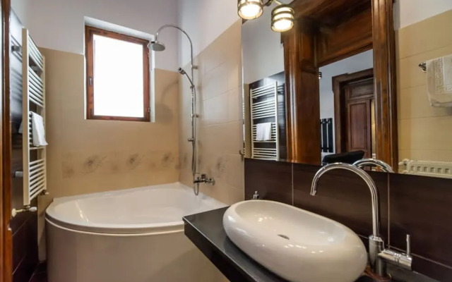 Select City Center Apartments Braşov