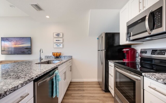 Escape Coastal Resort on Casey Key