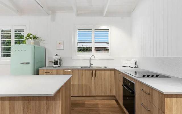 A PERFECT STAY - Sunset Beach