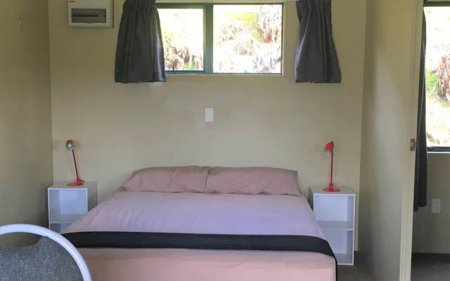 Opal Hot Springs And Holiday Park
