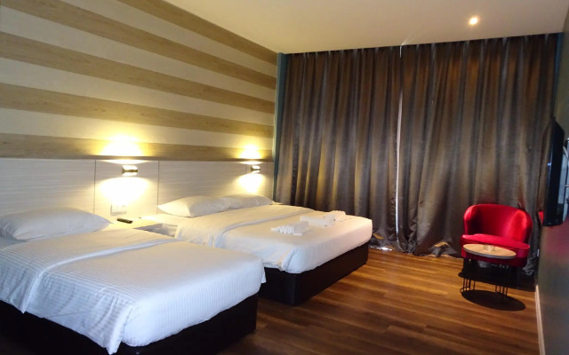 Bayfront Hotel