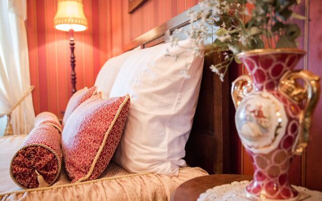 Pakruojis Manor's Palace Boutique Hotel