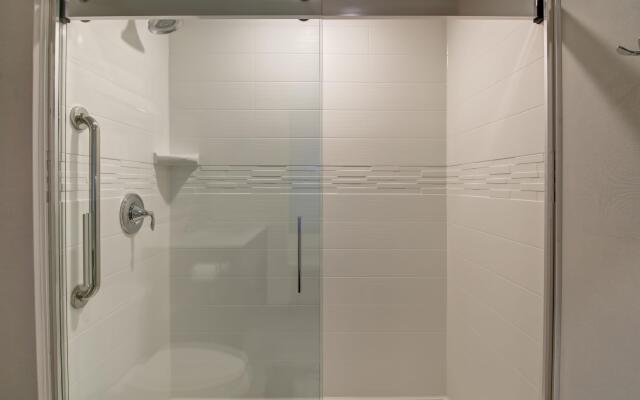 Holiday Inn Mississauga Toronto West by IHG