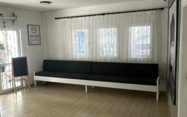 Otel  A