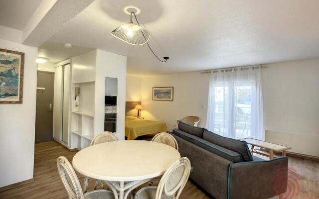 Appartement Lamalou-les-Bains, 1 pièce, 2 personnes - FR-1-451-56