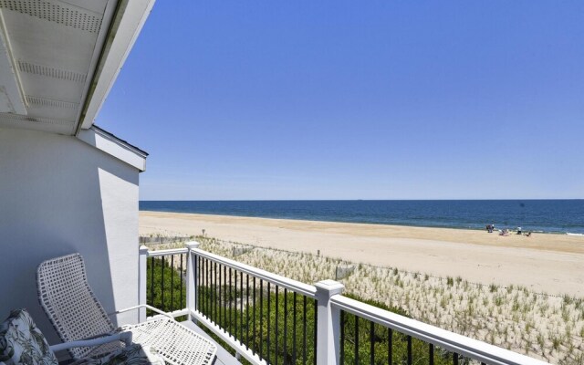 Seaside Villas Unit #9 by Long & Foster