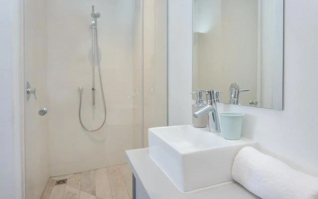 17 Marine, 2 Bedroom Family Apartment 102