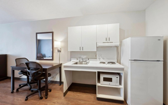 Extended Stay America Suites Charlotte University Place