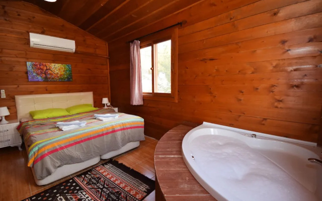 Villa Belize 1 by Helaltatilvillari