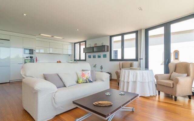 LLEVANT  - Apartment with sea views in Portocolom. Free WiFi