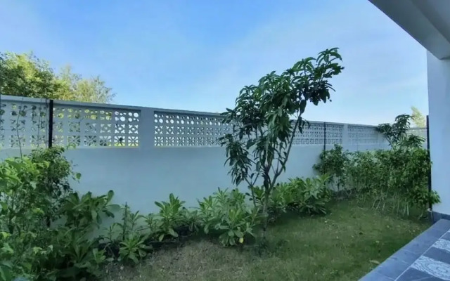 The Palmy Luxury Beach Phu Quoc