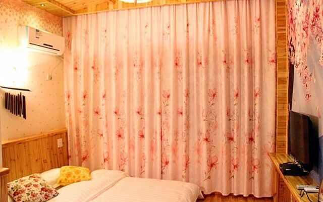 Full House Theme Hotel- Wuzhen