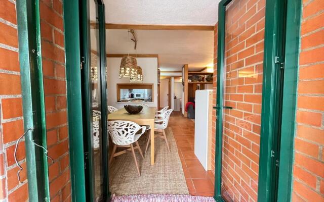 California Beach Apartment by Trip2Portugal