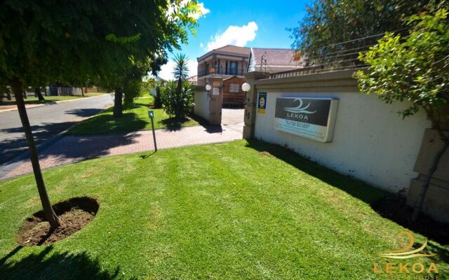 Lekoa Bed and Breakfast and Trading