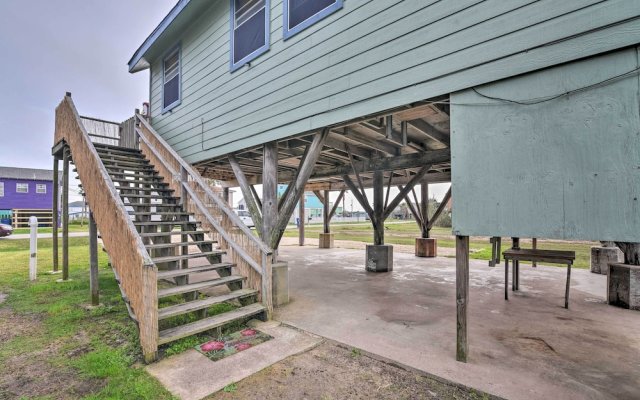 Coastal Cottage - 4 Blocks to Surfside Beach!