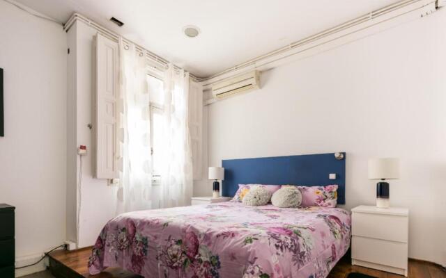 M&F 7 Rooms/7 Bathrooms Over Gran Via