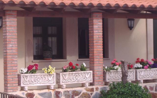 Palacio de Monfarracinos